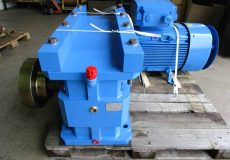 momac Getriebeservice - Getriebeinstandsetzung, herstellerübergreifende Getriebereparaturen, Revision von Industriegetrieben alle Hersteller - Flender Getriebemotor MRP3N-250 nach der Instandsetzung