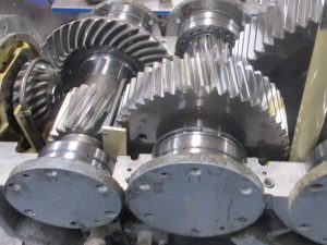 Demontage des Kissling KD 290 Kegelstirnradgetriebes Demontage des Kissling KD 290 Kegelstirnradgetriebes