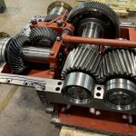 Fast fertig montiertes Danieli Kegelstirnradgetriebe Fast fertig montiertes Danieli Kegelstirnradgetriebe