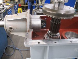 Noma Getriebe ZKA 280 SO Mühlengetriebe während der Instandsetzung / Noma gearbox ZKA 280 SO mill gearbox overhaul Noma Getriebe ZKA 280 SO Mühlengetriebe während der Instandsetzung / Noma gearbox ZKA 280 SO mill gearbox overhaul - Getriebeservice Überholung, Revision, Getriebrevision, Getriebeschaden, Ersatzteile, Verzahnung